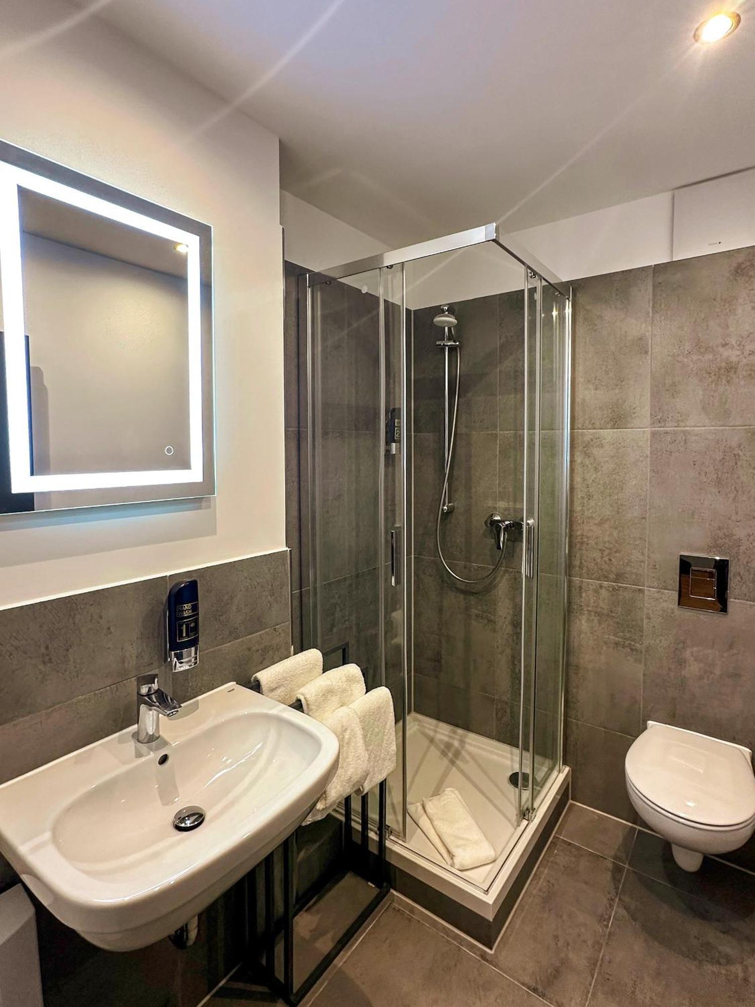 Trip Inn Hotel Duesseldorf Нойс Екстериор снимка